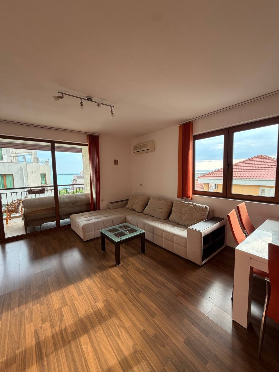 2-bedroom apartments 3