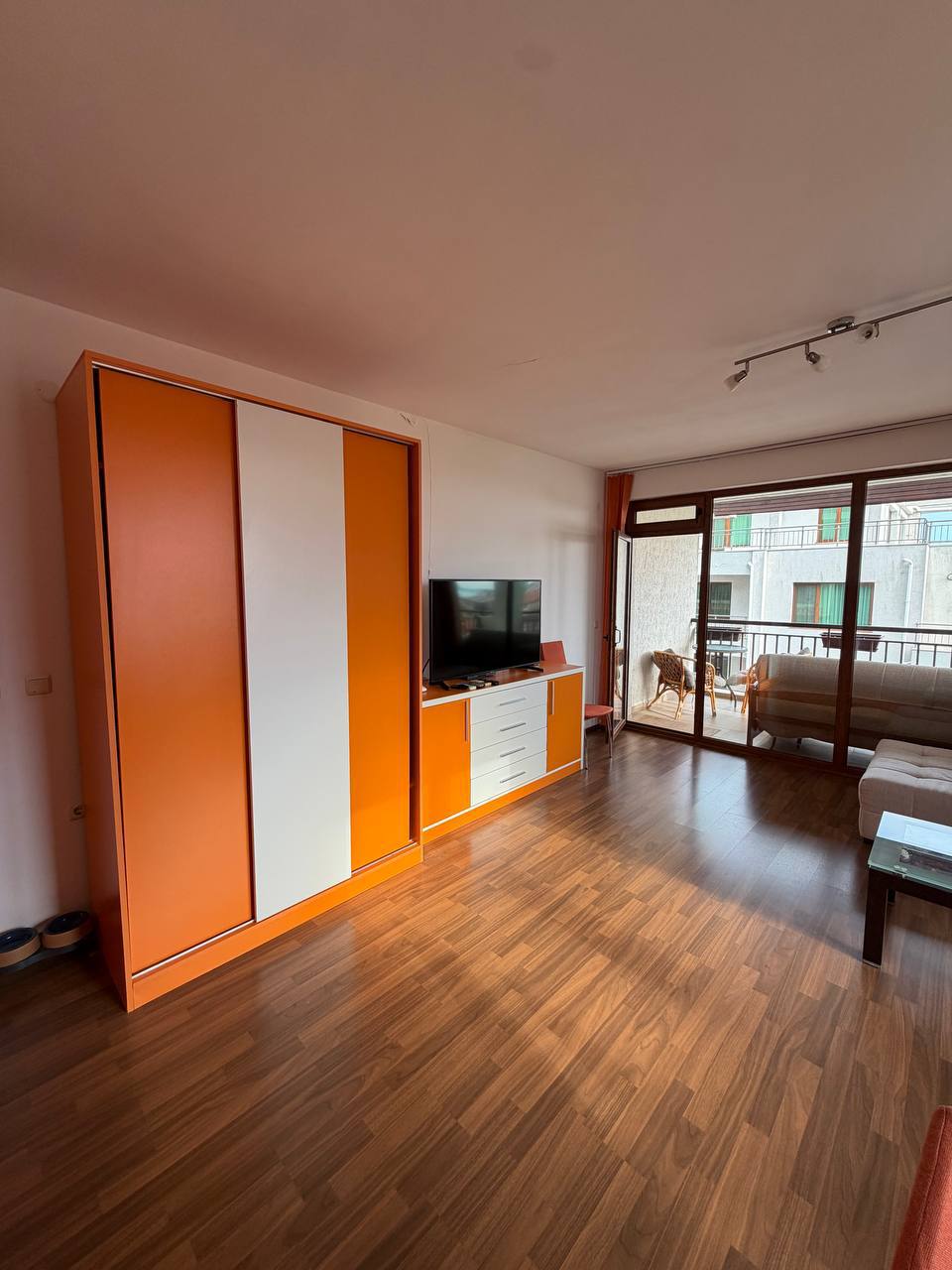 2-bedroom apartments 4