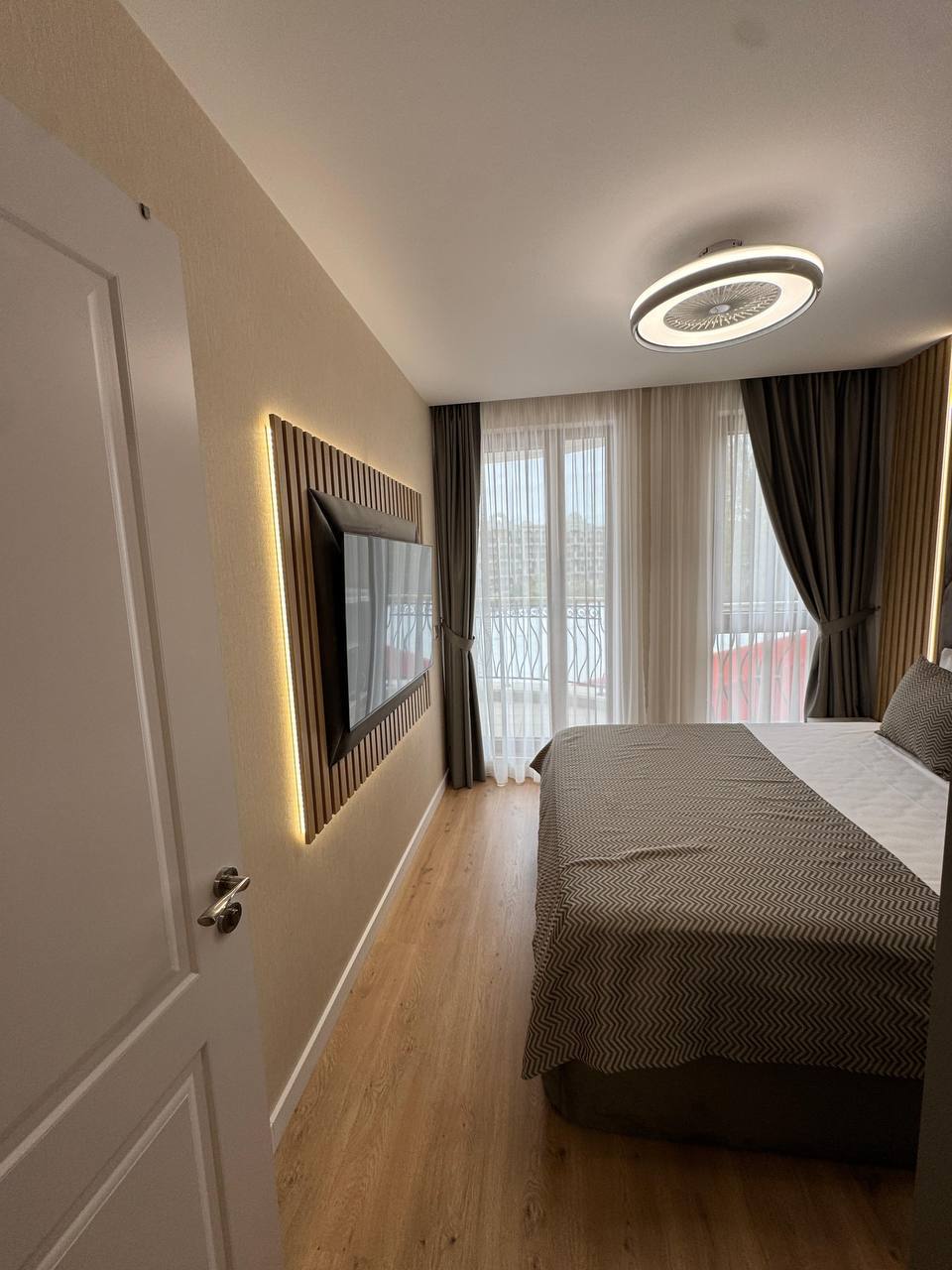 Harmony Suites 19 4