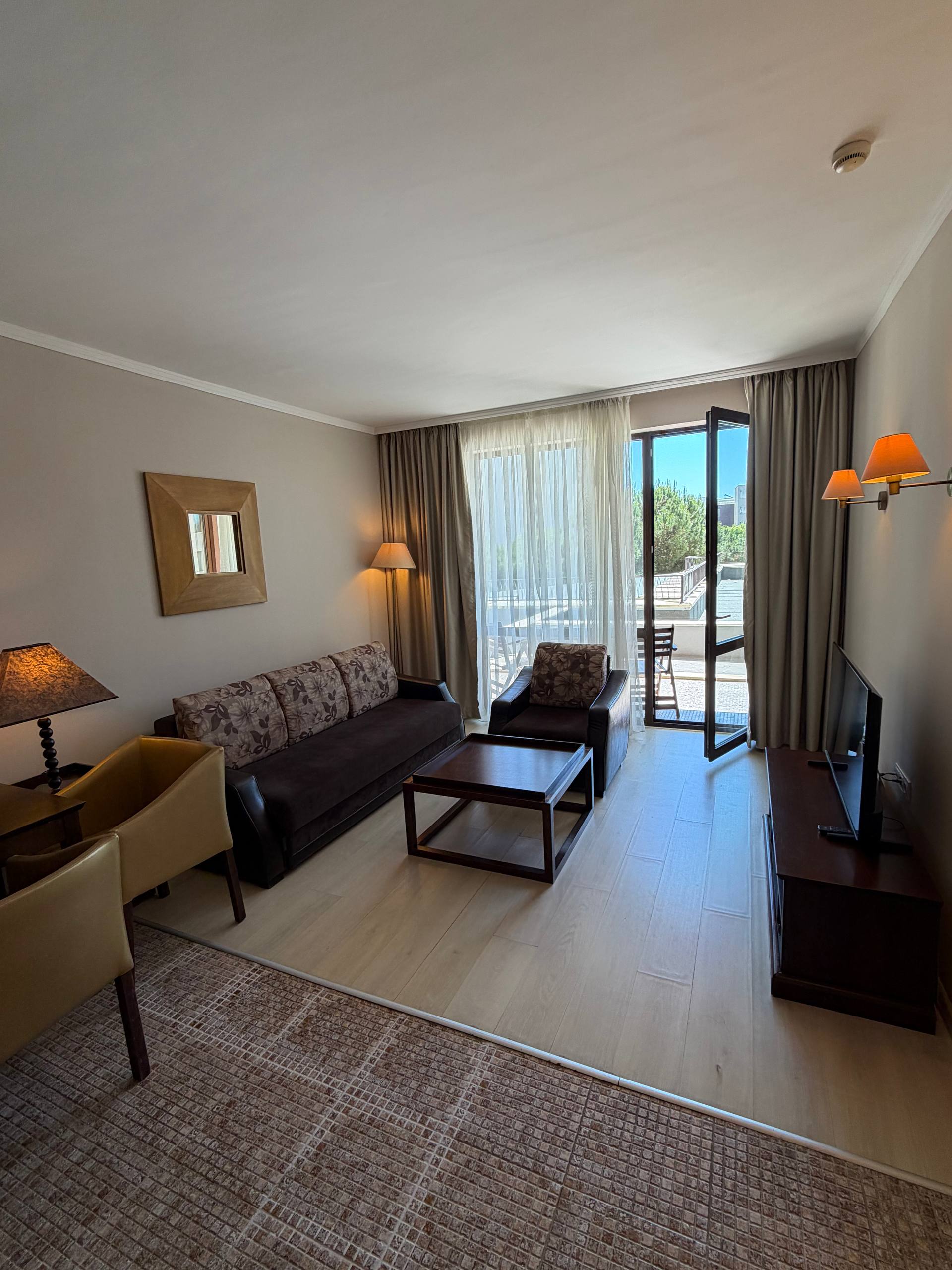 Апартамент Sandapart Royal Beach Apartments